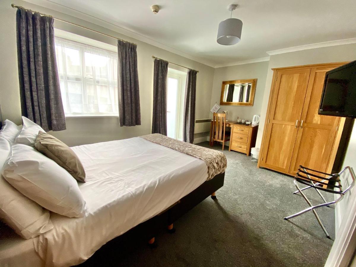 Jeffersons Hotel & Serviced Apartments (Adults Only) Барроу-ин-Фернесс Экстерьер фото