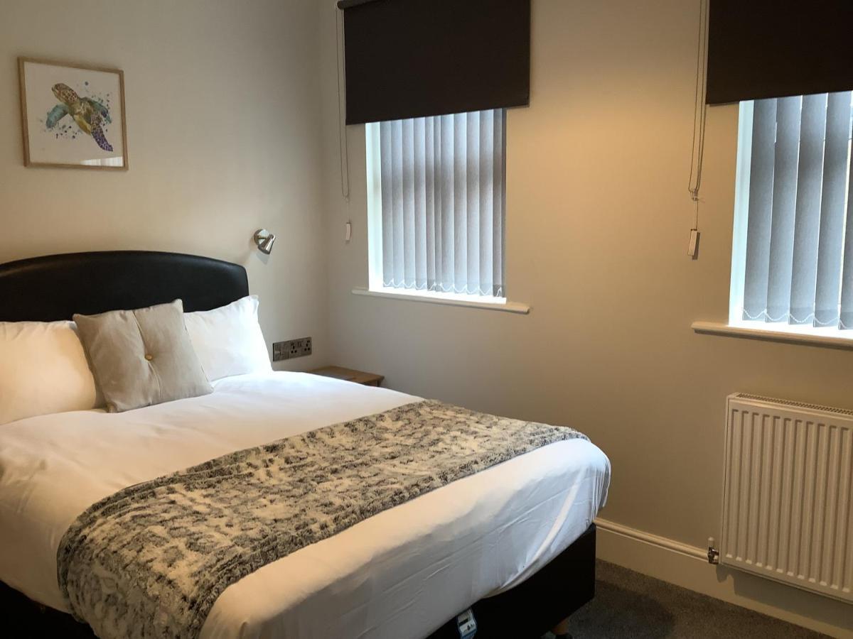 Jeffersons Hotel & Serviced Apartments (Adults Only) Барроу-ин-Фернесс Экстерьер фото
