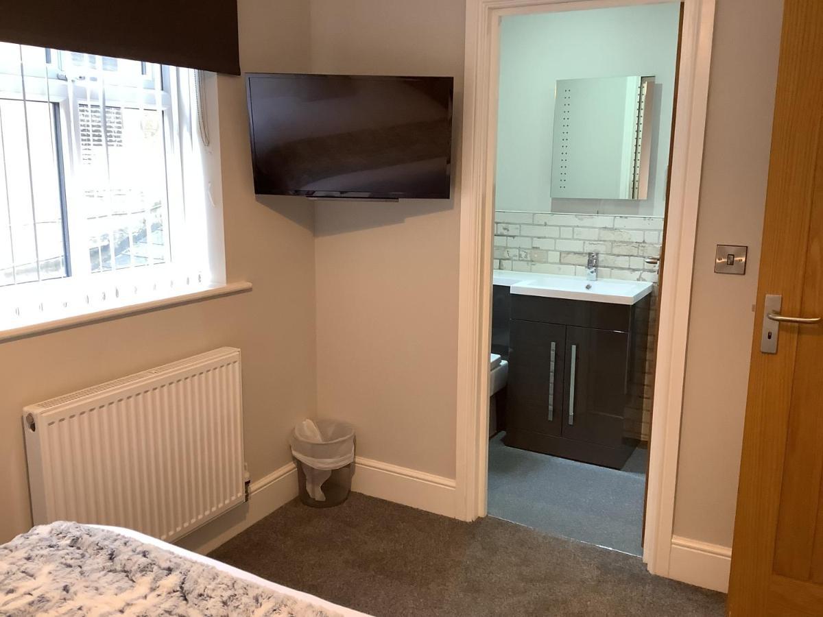 Jeffersons Hotel & Serviced Apartments (Adults Only) Барроу-ин-Фернесс Экстерьер фото